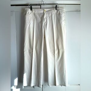 Lafayette 148 soft cotton white pants/jeans style sz 16